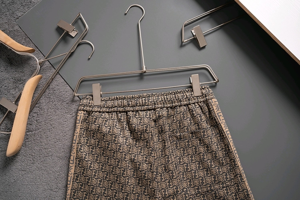 ブランドハーフパンツ角部分ディテール